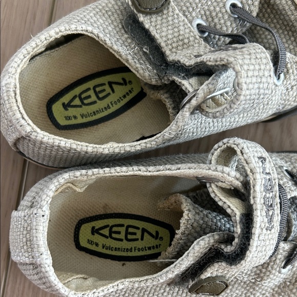 KEEN 100% Vulcanized Kids Gray Canvas Sneakers - Picture 7 of 7